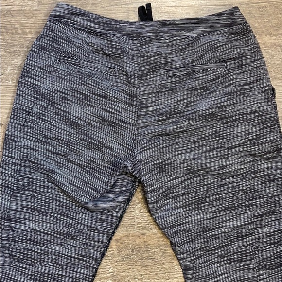 Lululemon straight leg tie waist pant - Picture 3 of 7
